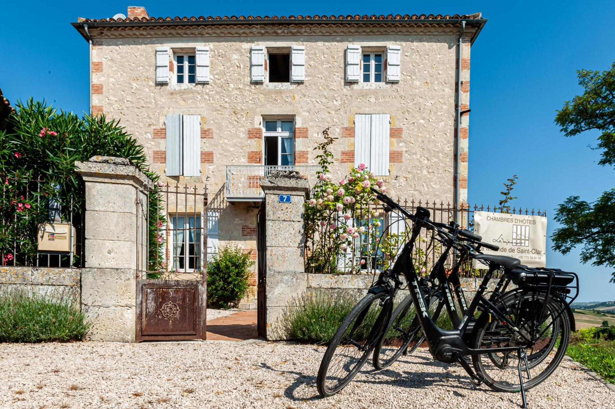 B&B La Mirande De Saint-Clar Ngoại thất bức ảnh