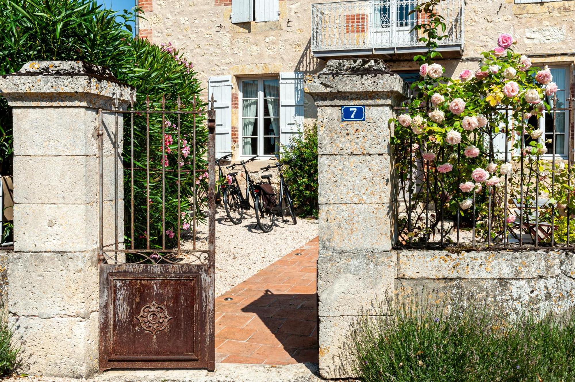 B&B La Mirande De Saint-Clar Ngoại thất bức ảnh